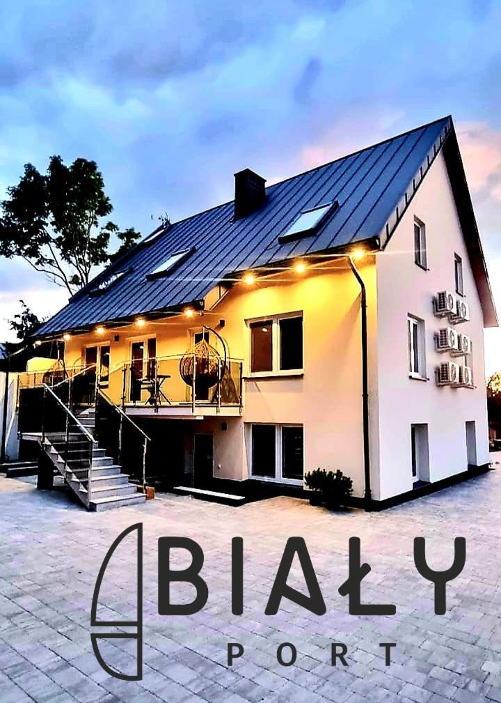 Bialy Port Hotel Rajgrod Exterior photo